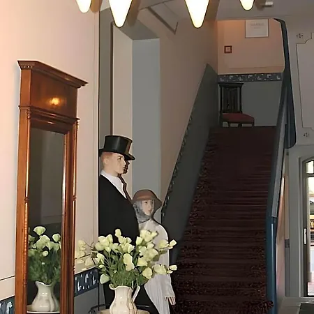 Alt Отель Гёрлиц