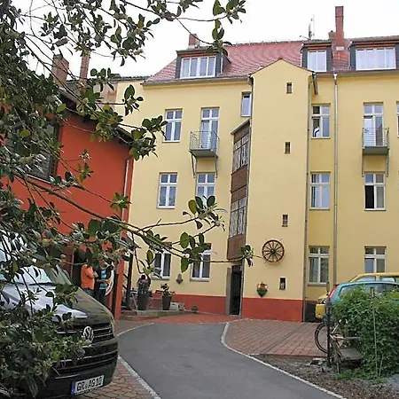 Отель Alt 3*