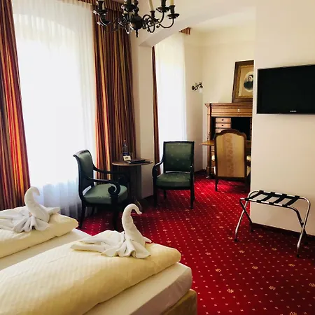 Alt Hotel 3*